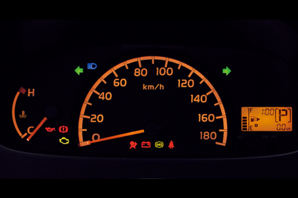 carlineup_liteacevan_equip_comfort_3_09_lb