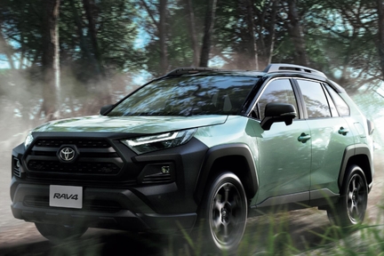 特別仕様車 Adventure “OFFROAD package Ⅱ”（ハイブリッド車）