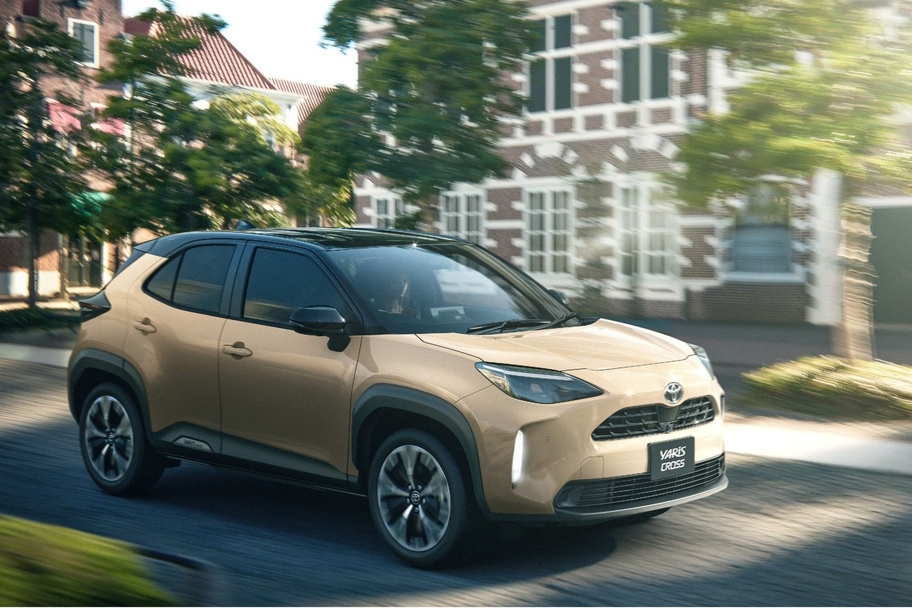 【モデル入り素材】Z（ハイブリッド・2WD）